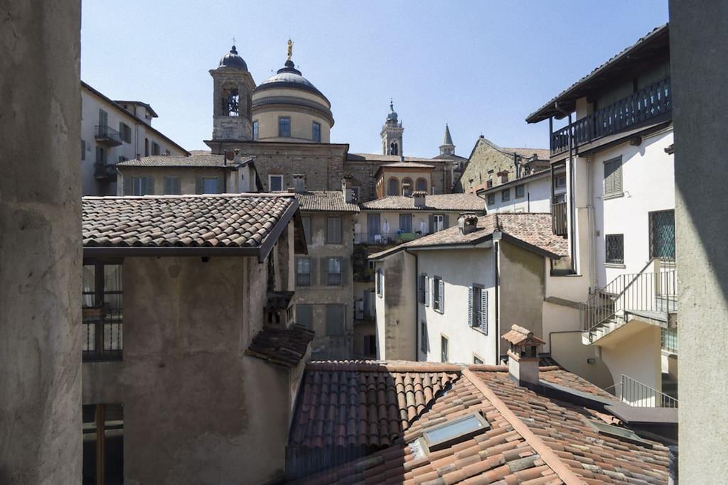 Aedes Mercatorum Bergamo Exterior photo